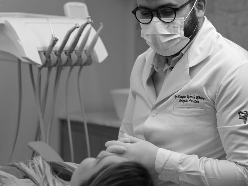 Dor Após Extração, Canal ou Aparelho: É Caso Para Atendimento Odontológico 24 Horas?