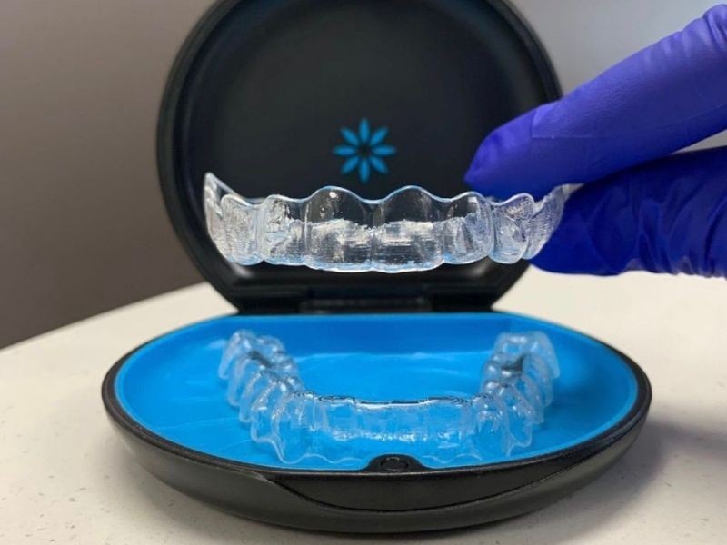 Alinhadores estéticos são confortáveis e discretos — vale a pena para adultos e adolescentes?